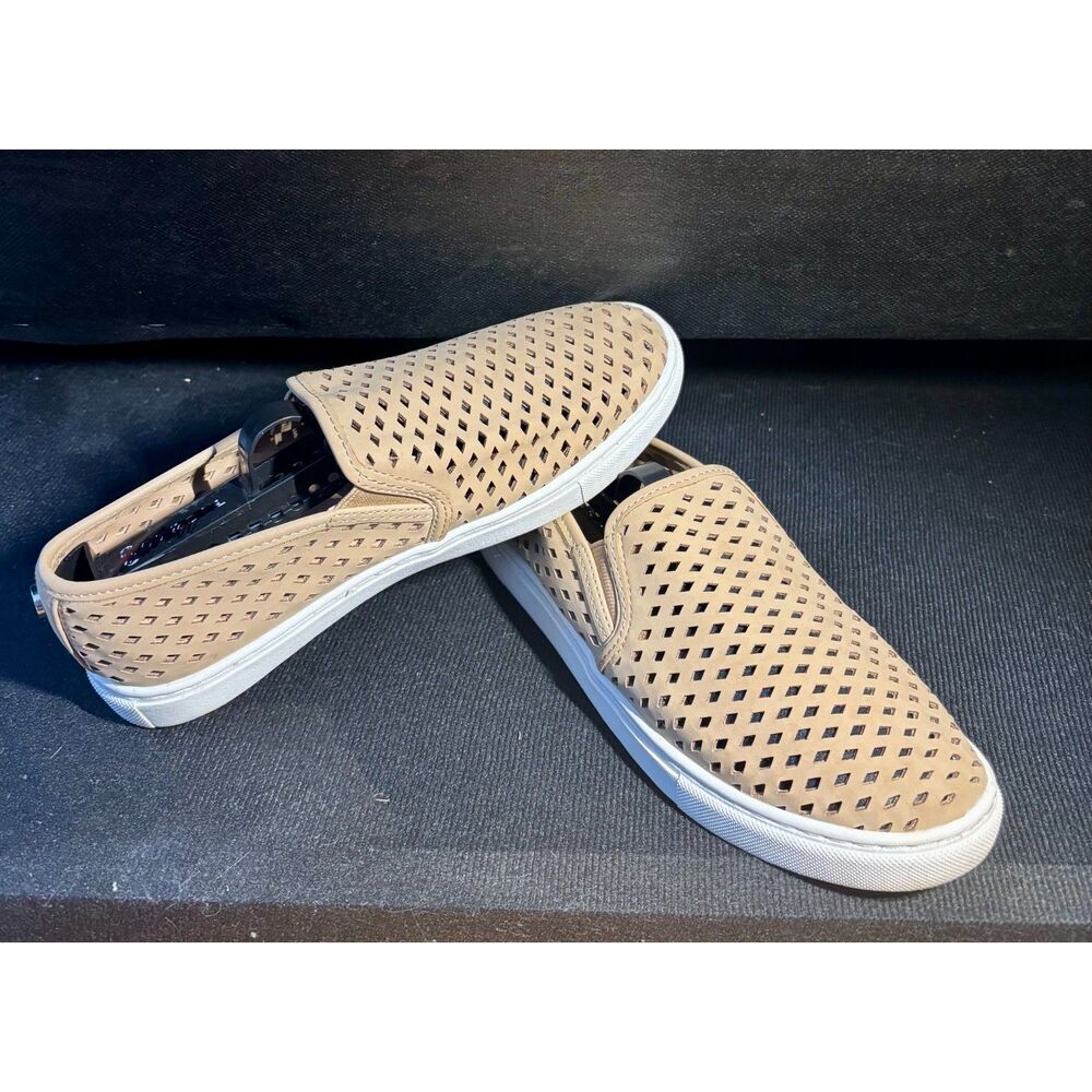 Steve Madden Women’s Slip-On Sneakers Tan Perforated Leather Size US 8 EU 38
